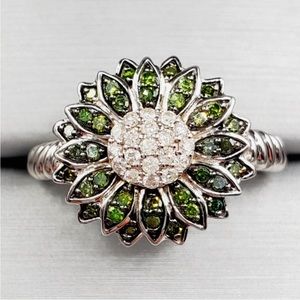 Genuine Round White & Green Diamond 925 Sterling Silver Daisy Flower Rope Ring